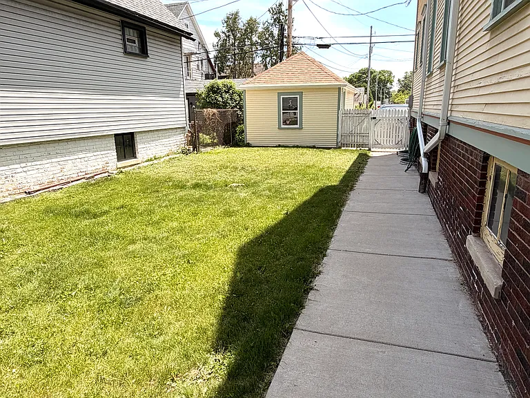 313 E Oklahoma Ave #B — Photo 16