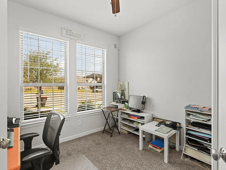 7843 Wyndham Harbor Ct — Photo 3
