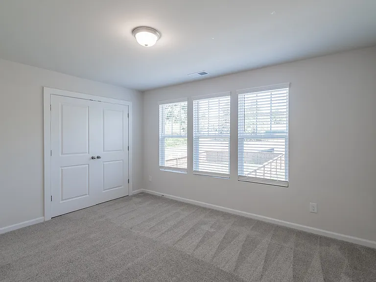 223 Hoskins Avenue Dr #1 — Photo 24