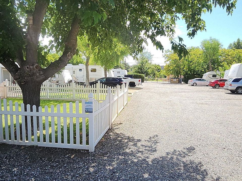 1st image of 427 N 15TH Street
