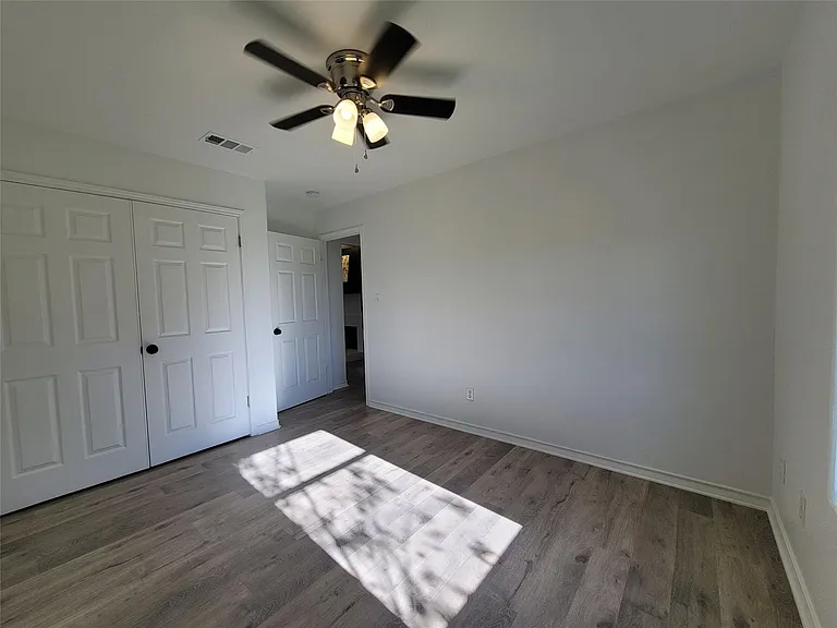 208 Newcastle Dr — Photo 26