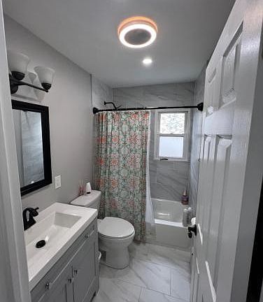 5th image of 267 Mary Lou Ave #2