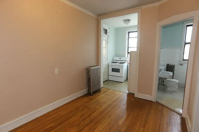 Delightful 1 Bed, 1 Bath at Winnemac + Winchester (Ravenswood) — Photo 4