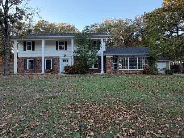 3511 Cliff Dr, Fort Smith, AR 72903