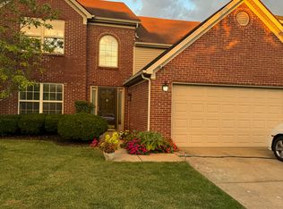 452 Wellington Gardens Dr, Lexington, KY 40503
