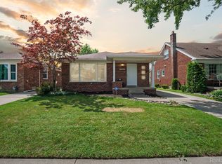 9306 Niver Ave, Allen Park, MI 48101