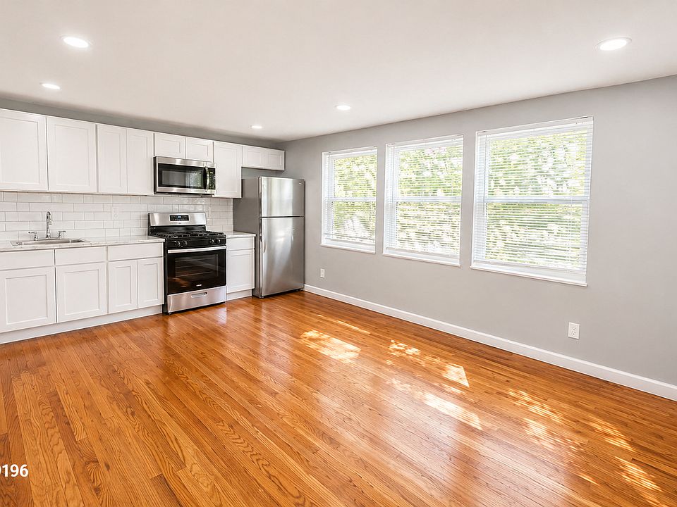 1st image of 75 Hillside Ave APT 1B