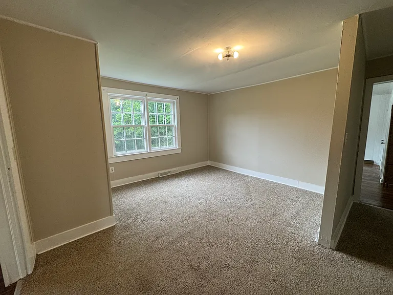 235 Dodd St — Photo 31