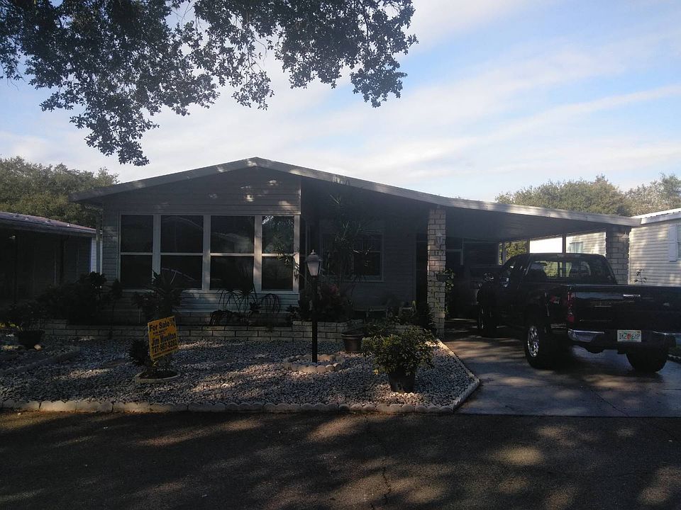 1st image of 412 Klickety Klak Ln