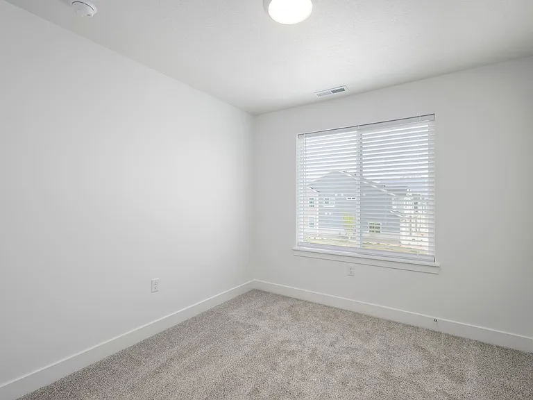 3935 W 1000 N — Photo 20