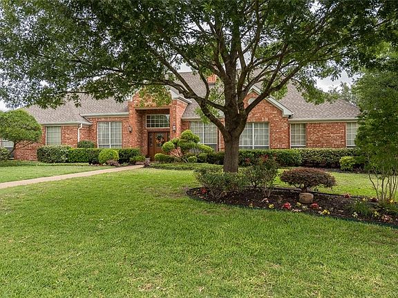 2nd image of 4916 Heritage Cir