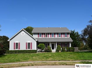 14016 Grand Cir, Omaha, NE 68164