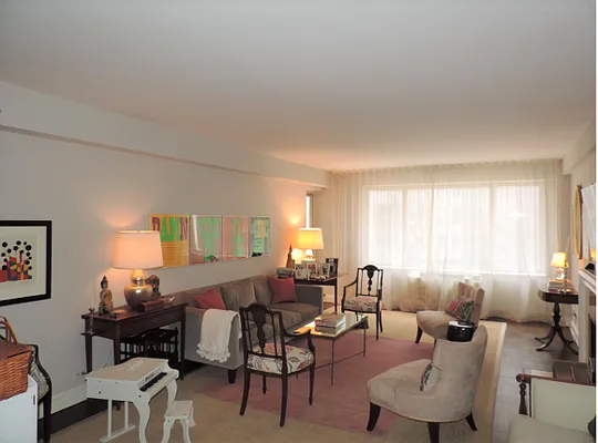 Rented by essential NEW YORK Real Estate | media 4