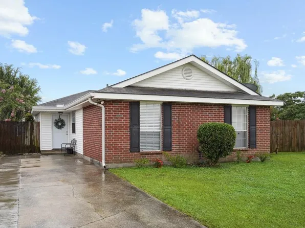 2733 Bayou Lours Ct, Marrero, LA 70072