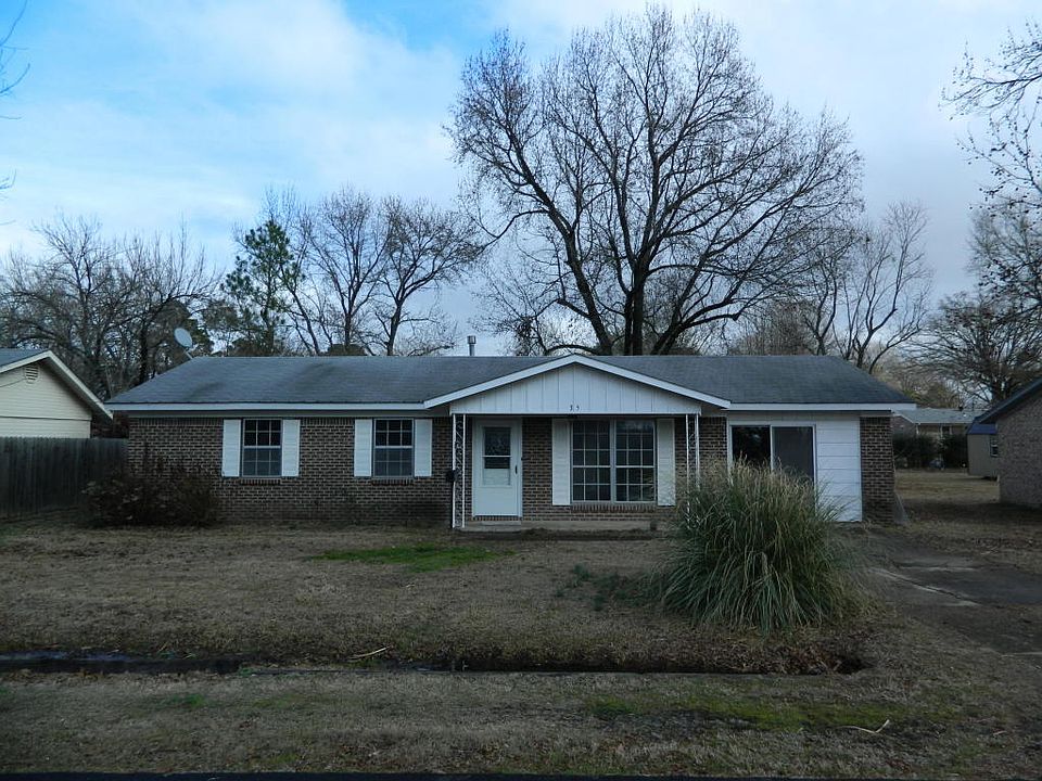 1st image of 35 Thompson Dr