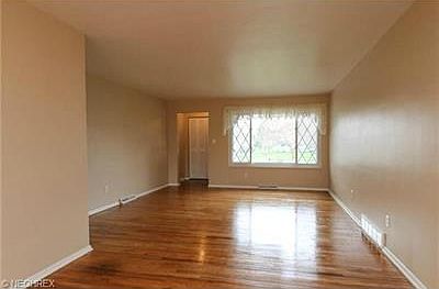 3rd image of 663 Radford Dr