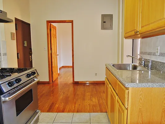 Rented by J Misrahi Realty Corp | media 10