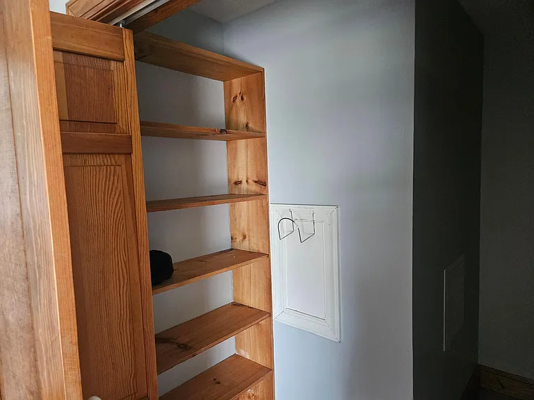 22864 Prince Edward Hwy — Photo 28