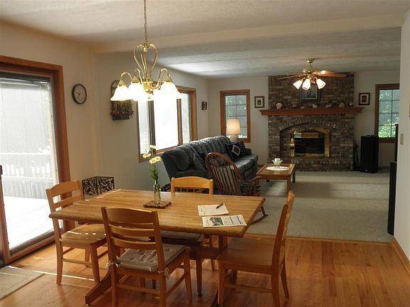 5th image of 2886 Country Club Ln