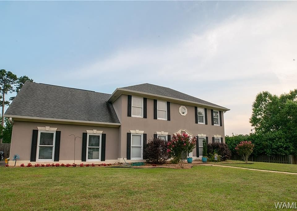 1st image of 6019 Garden Oaks Dr