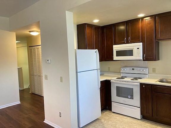 3rd image of 1515 S 39th St #A