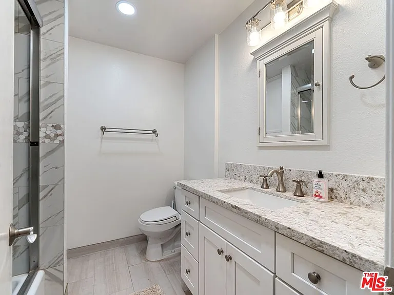 647 S Prospect Ave #202 — Photo 11