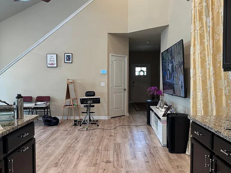 113 Queen Anne Dr — Photo 27