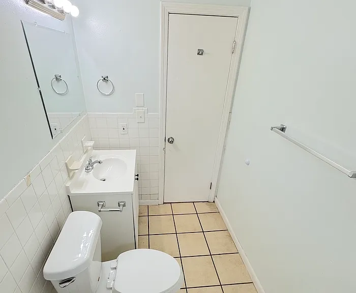 3872 Wake Cir #A — Photo 17