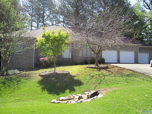 2nd image of 215 Turtle Creek Dr