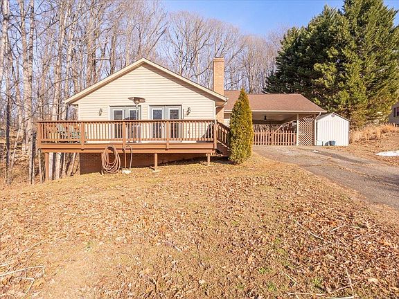 3rd image of 128 Huntington Rd