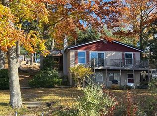 71 Maple Ridge Dr, Monmouth, ME 04259