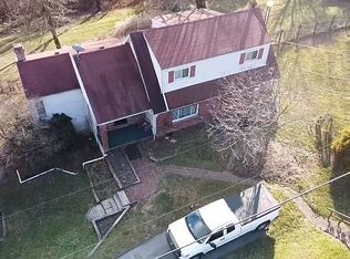 522 Salem Church Rd, Rostraver Township, PA 15012