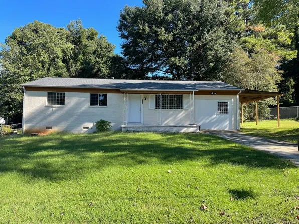 1341 Willow Dr, Riverdale, GA 30296