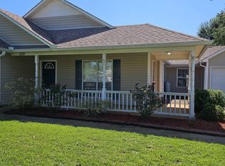 110 Sheldon Ridge Ct, Bonaire, GA 31005