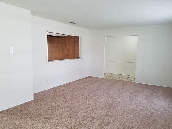 4th image of 1625 Marquette Dr