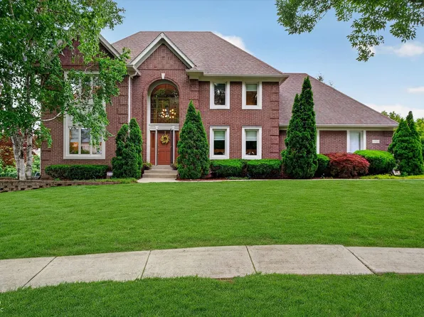 3701 Eagle Crest Ct, Greenwood, IN 46143