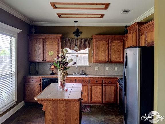 5th image of 12132 Amber Lakes Dr