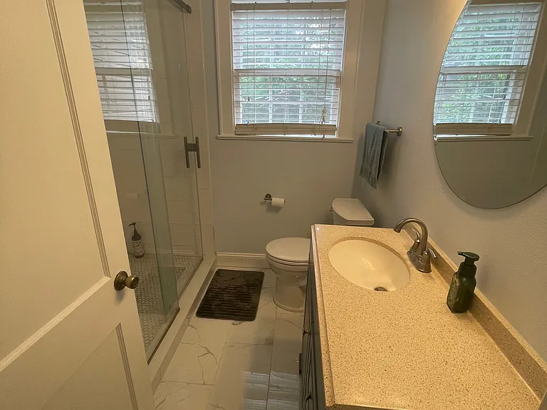 3642 Gilbert Dr — Photo 17