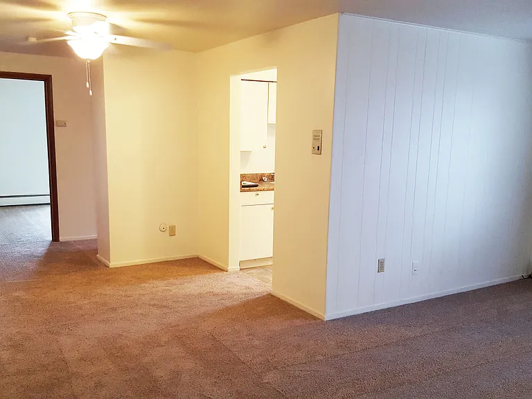 Pipestone Properties — Photo 17