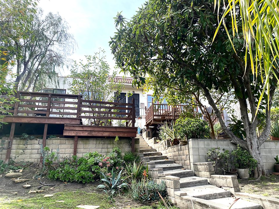 1st image of 1424 1/2 Allison Ave
