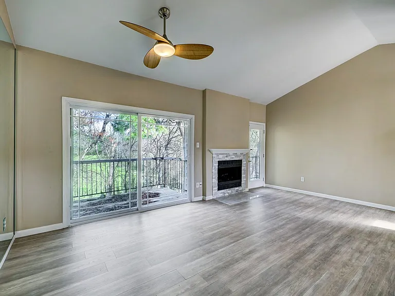 3500 Tangle Brush Dr #119 — Photo 4