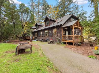 5517 Riverbanks Rd, Grants Pass, OR 97527