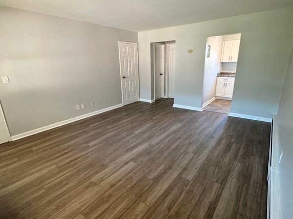 325 Essex St Unit I