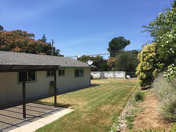 3rd image of 4515 Patterson Dr