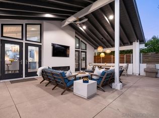 8804 Robin Hood Ln, La Jolla, CA 92037