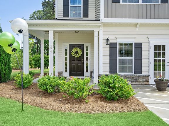 Images of the home are for illustrative purposes only and should never be relied upon