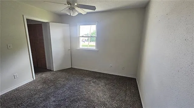 312 W Esplanade Ave — Photo 17