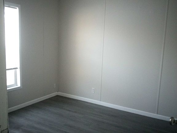 5th image of 204 Franklin Ave