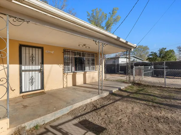 862 Arthur Dr SW, Albuquerque, NM 87105