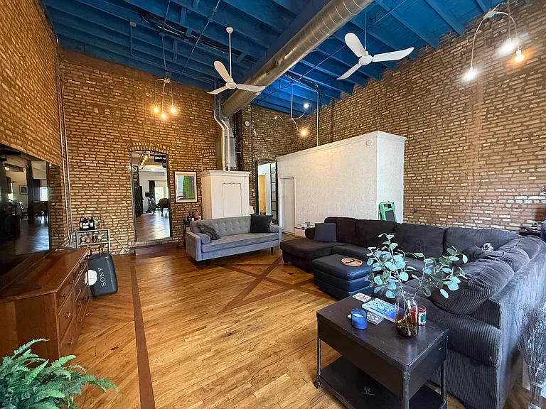 1111 W Randolph St #2 — Photo 19
